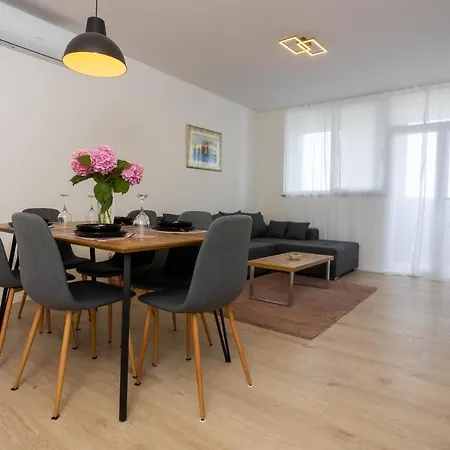 דירה Miranda's Place *